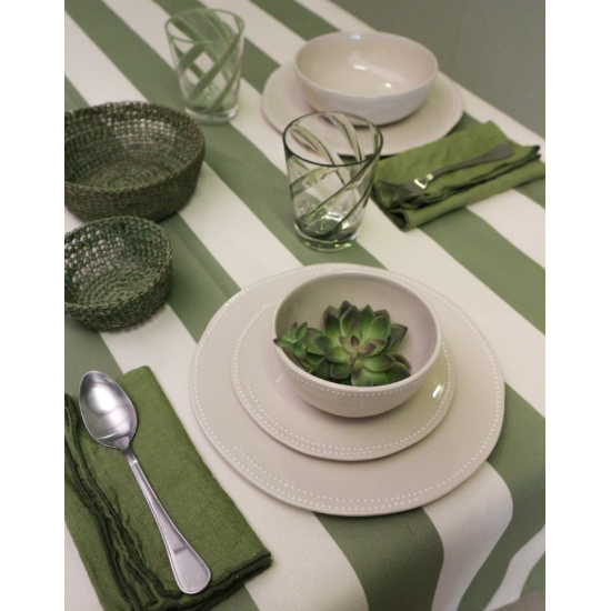 ΜΕΘΑΚΡΥΛΙΚΟ ΓΥΑΛΙ ΜΕ ΔΙΑΦΑΝΗ ΠΡΑΣΙΝΗ ΣΠΕΙΡΑ